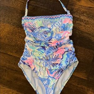 Lilly Pulitzer 8 swimsuit
